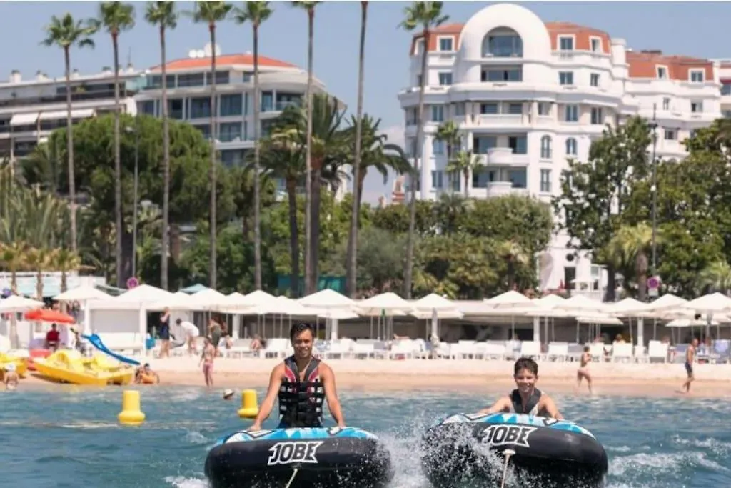 Residence De Luxe Sun Paradis, Studio Terrasse, Vue Mer Piscine Cannes France