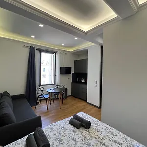  Apartment Newly Renovated Luxury In The Center Of