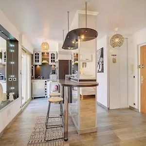  Appartement Beautiful 28m2 With Balcony